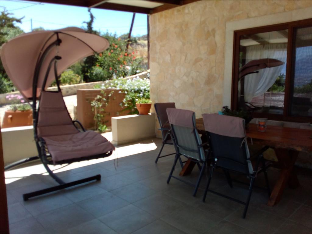 House Veggera - Private Swimming Pool Guest House Pombia Exterior photo