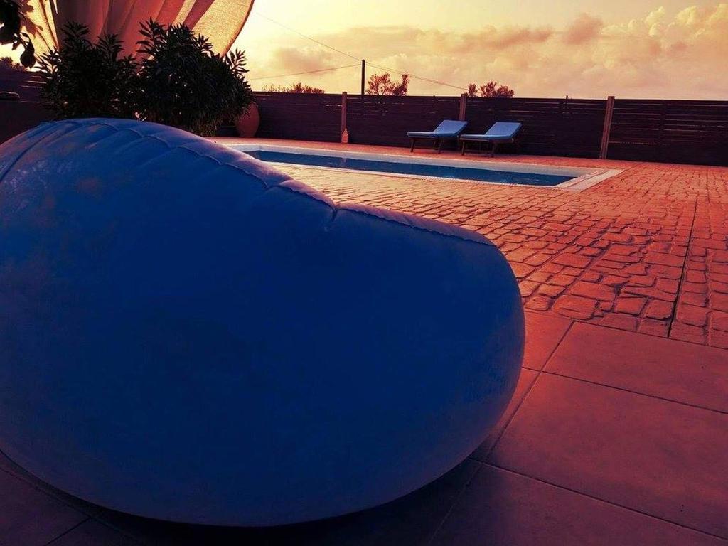 House Veggera - Private Swimming Pool Guest House Pombia Exterior photo